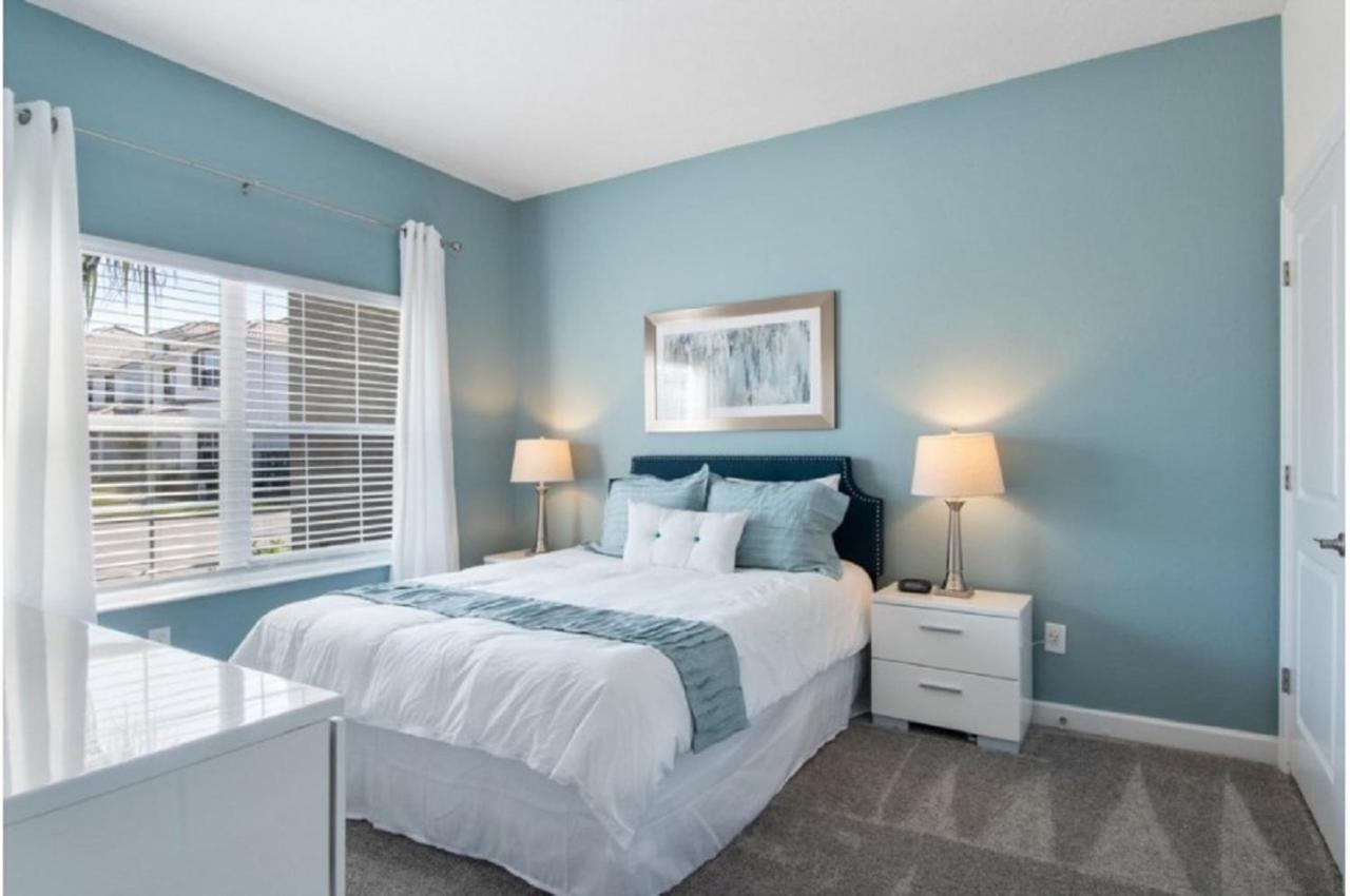 Four-Bedroom Townhome 대번포트 외부 사진