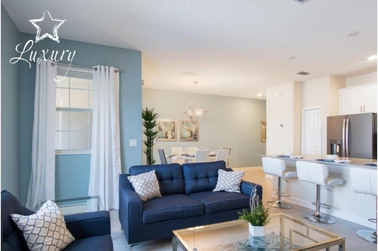 Four-Bedroom Townhome 대번포트 외부 사진
